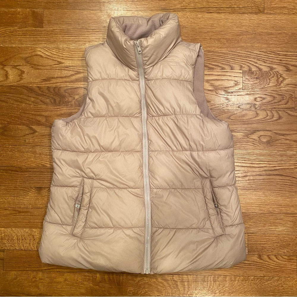 Old Navy Puffer Vest
